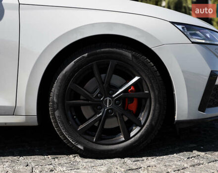 Серый Шкода Октавия, объемом двигателя 2 л и пробегом 210 тыс. км за 29900 $, фото 15 на Automoto.ua