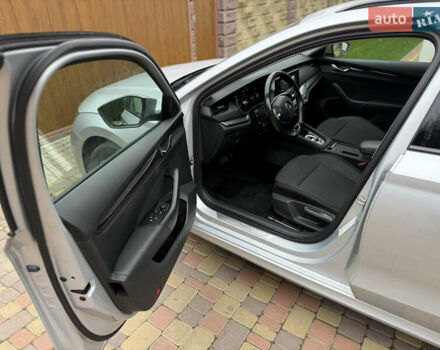 Серый Шкода Октавия, объемом двигателя 2 л и пробегом 247 тыс. км за 22222 $, фото 10 на Automoto.ua