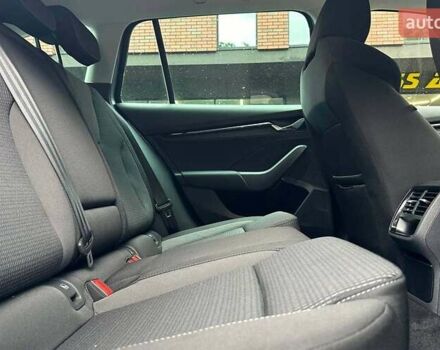 Серый Шкода Октавия, объемом двигателя 1.5 л и пробегом 6 тыс. км за 29600 $, фото 16 на Automoto.ua