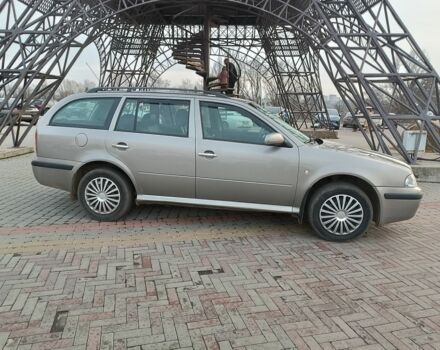 Сірий Шкода Октавія, об'ємом двигуна 1.8 л та пробігом 200 тис. км за 5500 $, фото 15 на Automoto.ua