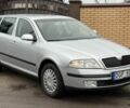 Сірий Шкода Октавія, об'ємом двигуна 2 л та пробігом 300 тис. км за 2999 $, фото 1 на Automoto.ua