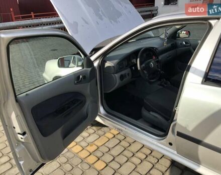 Серый Шкода Октавия, объемом двигателя 1.6 л и пробегом 263 тыс. км за 2200 $, фото 12 на Automoto.ua