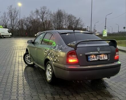 Сірий Шкода Октавія, об'ємом двигуна 1.6 л та пробігом 277 тис. км за 2000 $, фото 3 на Automoto.ua