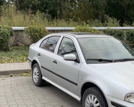 Серый Шкода Октавия, объемом двигателя 1.6 л и пробегом 219 тыс. км за 2900 $, фото 2 на Automoto.ua