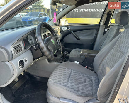 Сірий Шкода Октавія, об'ємом двигуна 1.78 л та пробігом 351 тис. км за 2900 $, фото 7 на Automoto.ua