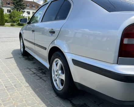 Серый Шкода Октавия, объемом двигателя 1.6 л и пробегом 162 тыс. км за 4200 $, фото 5 на Automoto.ua