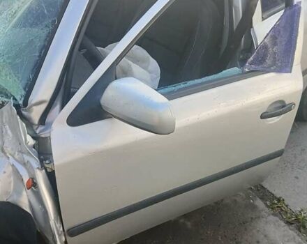 Сірий Шкода Октавія, об'ємом двигуна 1.6 л та пробігом 300 тис. км за 1300 $, фото 2 на Automoto.ua