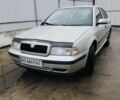 Серый Шкода Октавия, объемом двигателя 1.6 л и пробегом 211 тыс. км за 3250 $, фото 1 на Automoto.ua