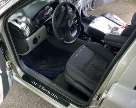 Серый Шкода Октавия, объемом двигателя 1.6 л и пробегом 162 тыс. км за 4200 $, фото 10 на Automoto.ua