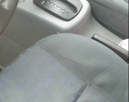 Серый Шкода Октавия, объемом двигателя 1.6 л и пробегом 200 тыс. км за 3500 $, фото 4 на Automoto.ua