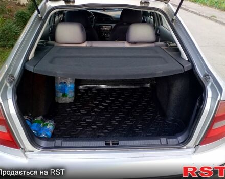 Серый Шкода Октавия, объемом двигателя 1.6 л и пробегом 251 тыс. км за 4300 $, фото 7 на Automoto.ua