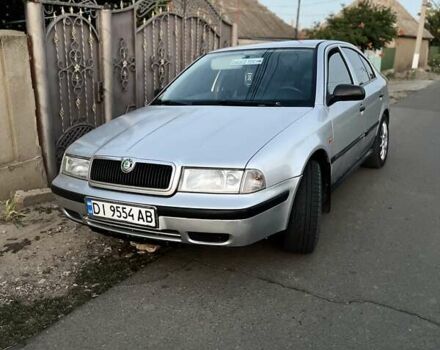 Серый Шкода Октавия, объемом двигателя 1.6 л и пробегом 423 тыс. км за 2500 $, фото 3 на Automoto.ua