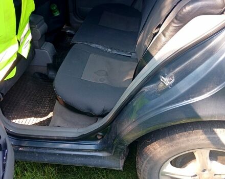 Серый Шкода Октавия, объемом двигателя 1.6 л и пробегом 289 тыс. км за 3500 $, фото 3 на Automoto.ua