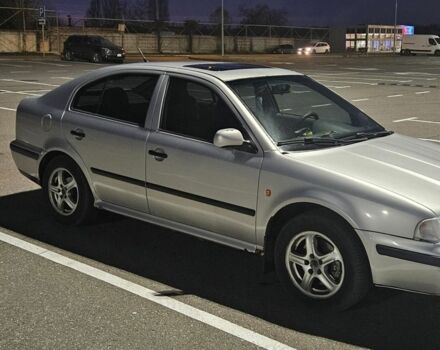 Серый Шкода Октавия, объемом двигателя 2 л и пробегом 428 тыс. км за 2800 $, фото 2 на Automoto.ua