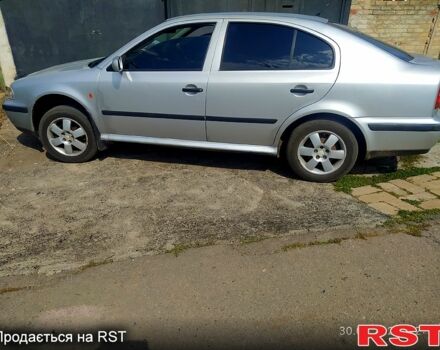 Серый Шкода Октавия, объемом двигателя 1.6 л и пробегом 481 тыс. км за 4000 $, фото 6 на Automoto.ua