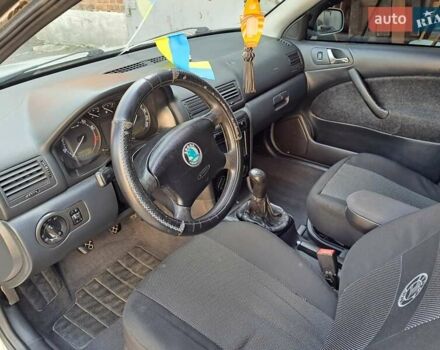 Сірий Шкода Октавія, об'ємом двигуна 1.6 л та пробігом 368 тис. км за 4000 $, фото 5 на Automoto.ua