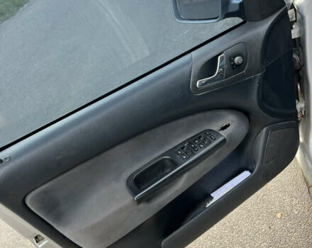 Серый Шкода Октавия, объемом двигателя 1.78 л и пробегом 371 тыс. км за 3200 $, фото 3 на Automoto.ua