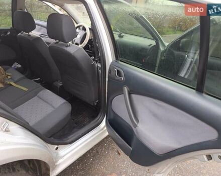 Серый Шкода Октавия, объемом двигателя 1.6 л и пробегом 361 тыс. км за 4000 $, фото 3 на Automoto.ua