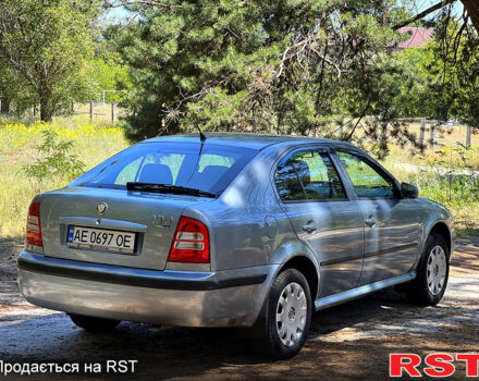 Сірий Шкода Октавія, об'ємом двигуна 2 л та пробігом 425 тис. км за 3750 $, фото 1 на Automoto.ua