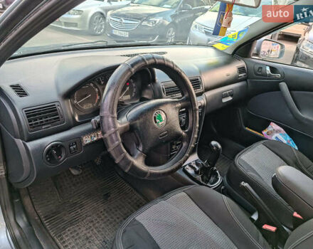 Сірий Шкода Октавія, об'ємом двигуна 1.8 л та пробігом 296 тис. км за 4230 $, фото 20 на Automoto.ua