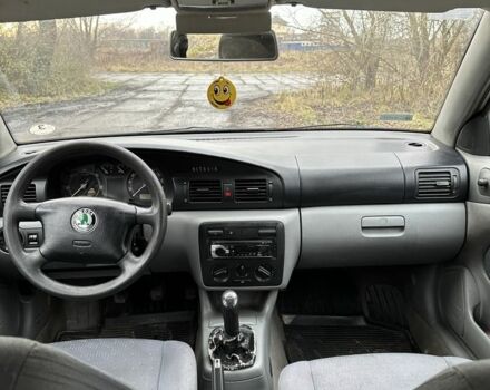 Серый Шкода Октавия, объемом двигателя 0 л и пробегом 320 тыс. км за 2499 $, фото 7 на Automoto.ua