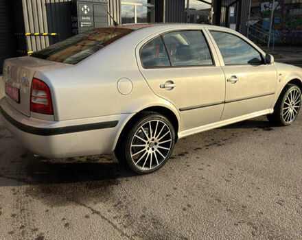 Шкода Октавия 2001 в Ахтырке на Automoto.ua Серый Шкода Октавия, объемом двигателя 1.6 л и пробегом 194 тыс. км за 5250 $, фото 3 на Automoto.ua