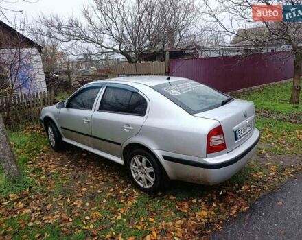 Серый Шкода Октавия, объемом двигателя 1.6 л и пробегом 361 тыс. км за 4000 $, фото 12 на Automoto.ua