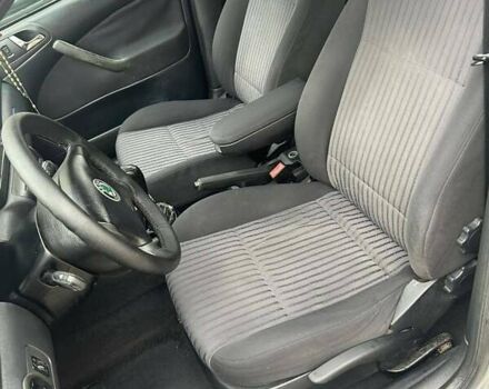 Сірий Шкода Октавія, об'ємом двигуна 1.98 л та пробігом 290 тис. км за 2999 $, фото 4 на Automoto.ua