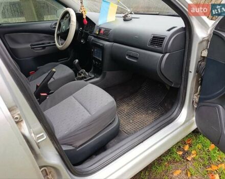 Серый Шкода Октавия, объемом двигателя 1.6 л и пробегом 363 тыс. км за 4000 $, фото 2 на Automoto.ua