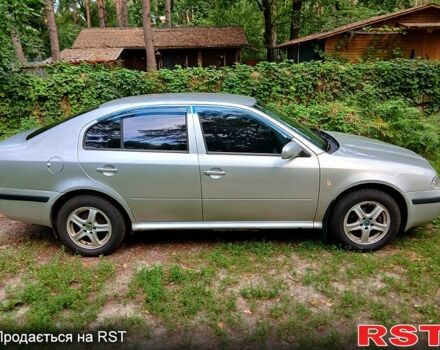 Серый Шкода Октавия, объемом двигателя 1.6 л и пробегом 270 тыс. км за 2700 $, фото 3 на Automoto.ua