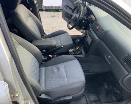 Серый Шкода Октавия, объемом двигателя 1.6 л и пробегом 250 тыс. км за 5100 $, фото 8 на Automoto.ua