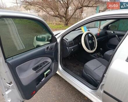 Серый Шкода Октавия, объемом двигателя 1.6 л и пробегом 361 тыс. км за 4000 $, фото 4 на Automoto.ua