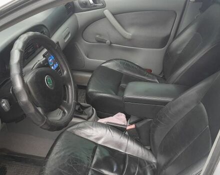 Серый Шкода Октавия, объемом двигателя 1.6 л и пробегом 327 тыс. км за 3500 $, фото 5 на Automoto.ua