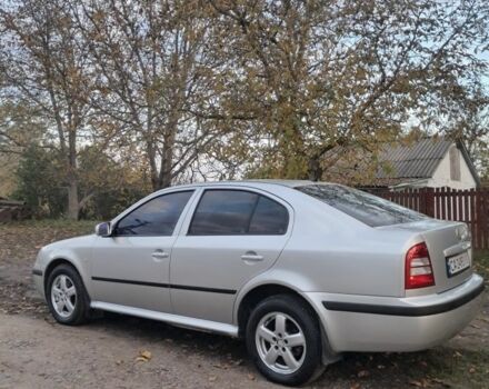 Серый Шкода Октавия, объемом двигателя 1.8 л и пробегом 282 тыс. км за 3900 $, фото 2 на Automoto.ua