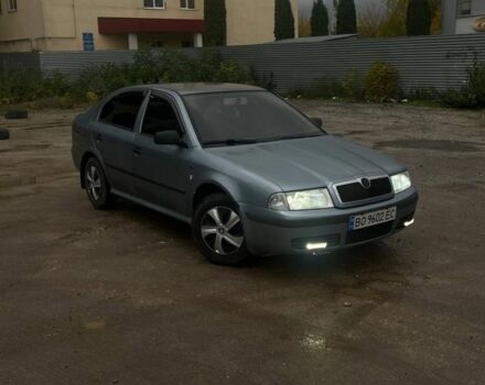 Серый Шкода Октавия, объемом двигателя 1.6 л и пробегом 250 тыс. км за 3700 $, фото 3 на Automoto.ua