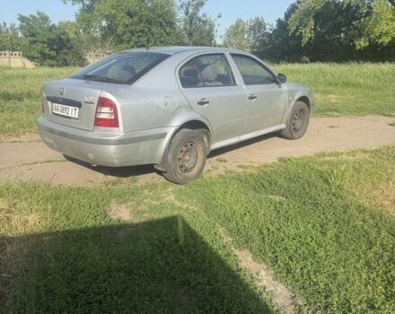 Серый Шкода Октавия, объемом двигателя 1.6 л и пробегом 300 тыс. км за 3500 $, фото 2 на Automoto.ua