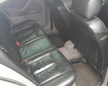 Серый Шкода Октавия, объемом двигателя 1.6 л и пробегом 327 тыс. км за 3500 $, фото 4 на Automoto.ua