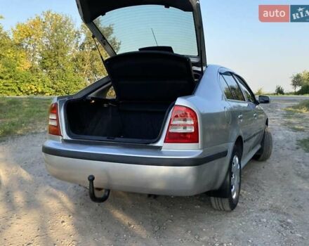 Серый Шкода Октавия, объемом двигателя 1.6 л и пробегом 401 тыс. км за 3900 $, фото 5 на Automoto.ua