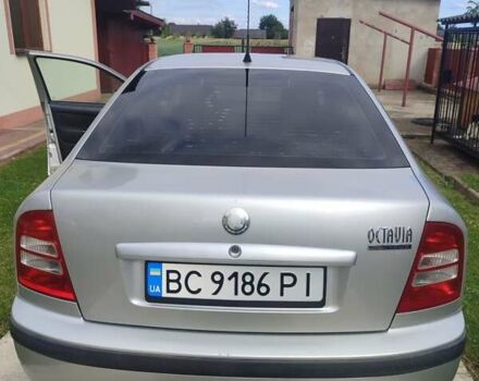 Сірий Шкода Октавія, об'ємом двигуна 2 л та пробігом 270 тис. км за 4000 $, фото 5 на Automoto.ua