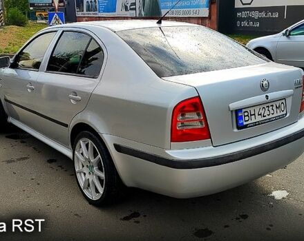 Шкода Октавия 2002 в Херсоне на Automoto.ua Серый Шкода Октавия, объемом двигателя 1.8 л и пробегом 300 тыс. км за 5000 $, фото 1 на Automoto.ua