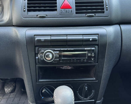 Серый Шкода Октавия, объемом двигателя 1.6 л и пробегом 406 тыс. км за 5200 $, фото 9 на Automoto.ua