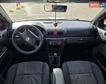 Серый Шкода Октавия, объемом двигателя 1.78 л и пробегом 315 тыс. км за 3800 $, фото 26 на Automoto.ua