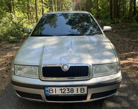 Сірий Шкода Октавія, об'ємом двигуна 1.6 л та пробігом 267 тис. км за 4200 $, фото 1 на Automoto.ua