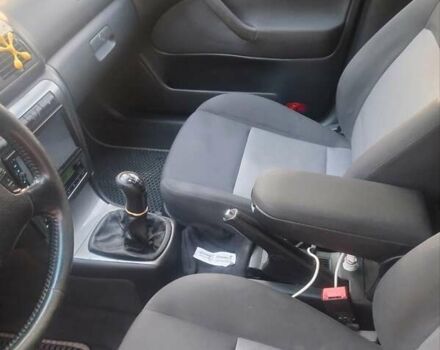 Серый Шкода Октавия, объемом двигателя 1.78 л и пробегом 256 тыс. км за 4900 $, фото 1 на Automoto.ua