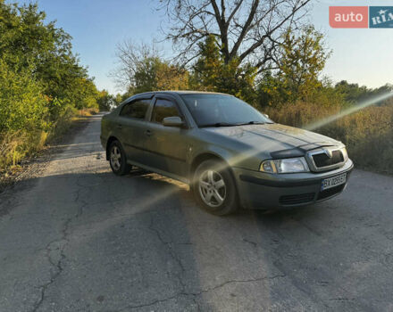 Серый Шкода Октавия, объемом двигателя 2 л и пробегом 348 тыс. км за 3900 $, фото 8 на Automoto.ua