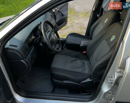 Серый Шкода Октавия, объемом двигателя 1.9 л и пробегом 451 тыс. км за 5700 $, фото 10 на Automoto.ua