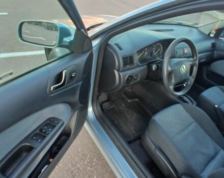 Серый Шкода Октавия, объемом двигателя 1.6 л и пробегом 166 тыс. км за 5000 $, фото 4 на Automoto.ua