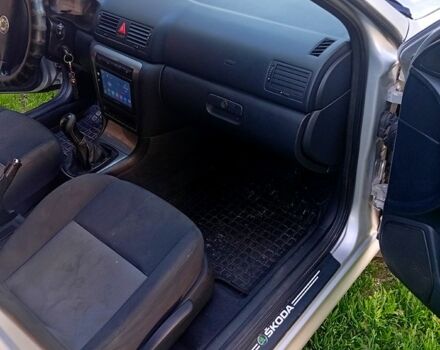 Серый Шкода Октавия, объемом двигателя 1.6 л и пробегом 220 тыс. км за 5000 $, фото 8 на Automoto.ua