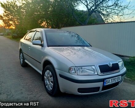 Серый Шкода Октавия, объемом двигателя 1.6 л и пробегом 220 тыс. км за 5000 $, фото 4 на Automoto.ua