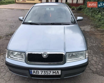 Серый Шкода Октавия, объемом двигателя 1.6 л и пробегом 200 тыс. км за 4300 $, фото 1 на Automoto.ua